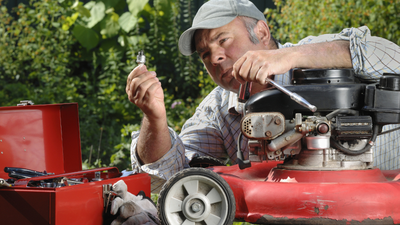 How to Tell if You Need Lawn Mower Repair